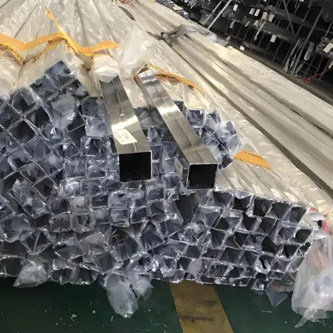 Pipa baja tahan karat untuk pintu dan jendela